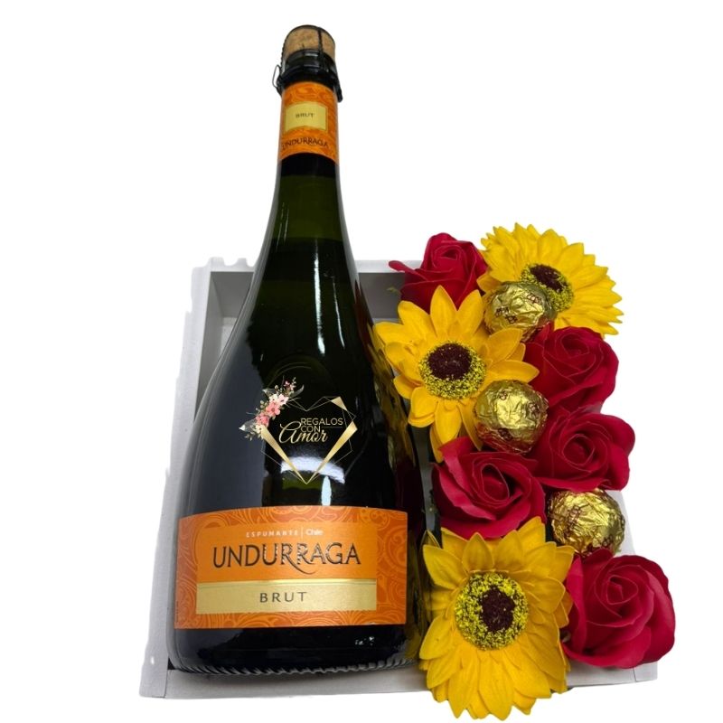 WhatsApp Image 2026-04-10 at 11.26.32 (7) Base con Espumante, Bombones, Girasoles y Rosas Eternas Rojas - Imagen 1